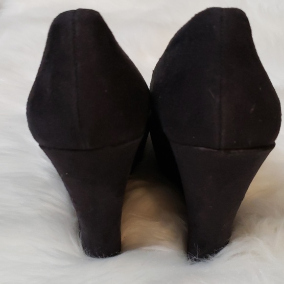 SOLD: Brash Black Suede Wedges - Picture 3 of 5